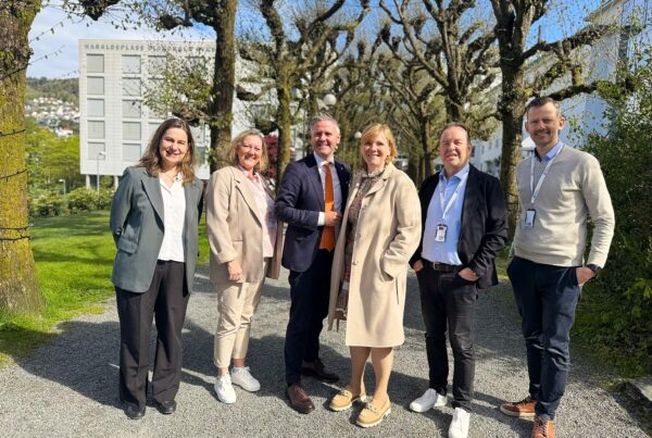 Fra venstre: Vigdis Anita Gåskjenn, Astrid Aarhus Byrknes, Eivind Nævdal-Bolstad, Christine B. Meyer, Jørn-Henning Theis og Gunnar Hernborg.
