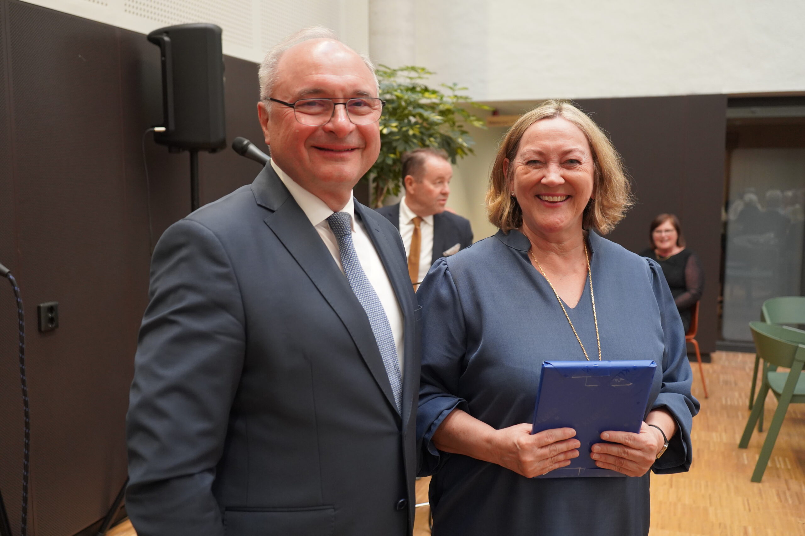Marion-Jaques Bergthold og Astrid Aarhus Byrknes.