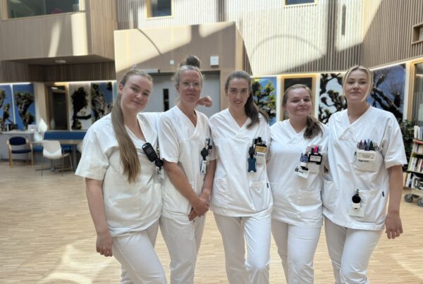 Fra venstre: Amalie Olsen, Inger Lise Dahl, Henriette Sivertsen, Mia Therese Glesnes og Kristine Gjerde