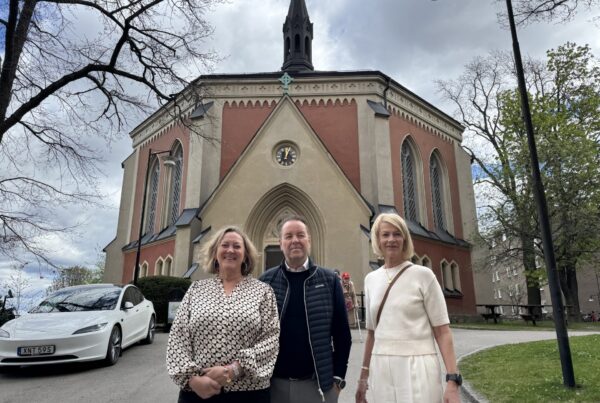 Astrid Aarhus Byrknes, Jørn-Henning Theis og Kjerstin Fyllingen i Stockholm.