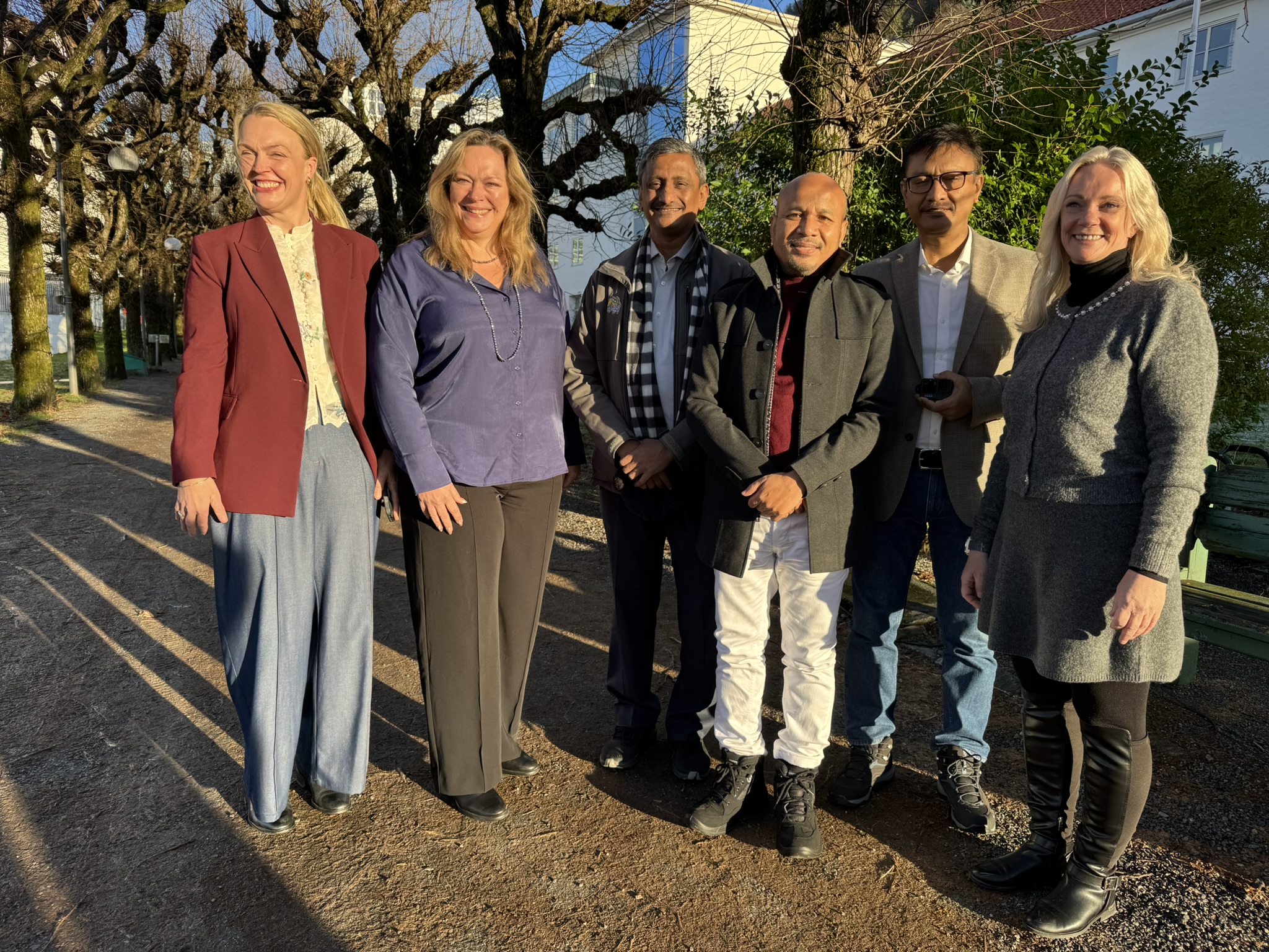 Fagskolen Diakonova har tatt i mot en indisk delegasjon som ville lære om den norske fagskolemodellen.