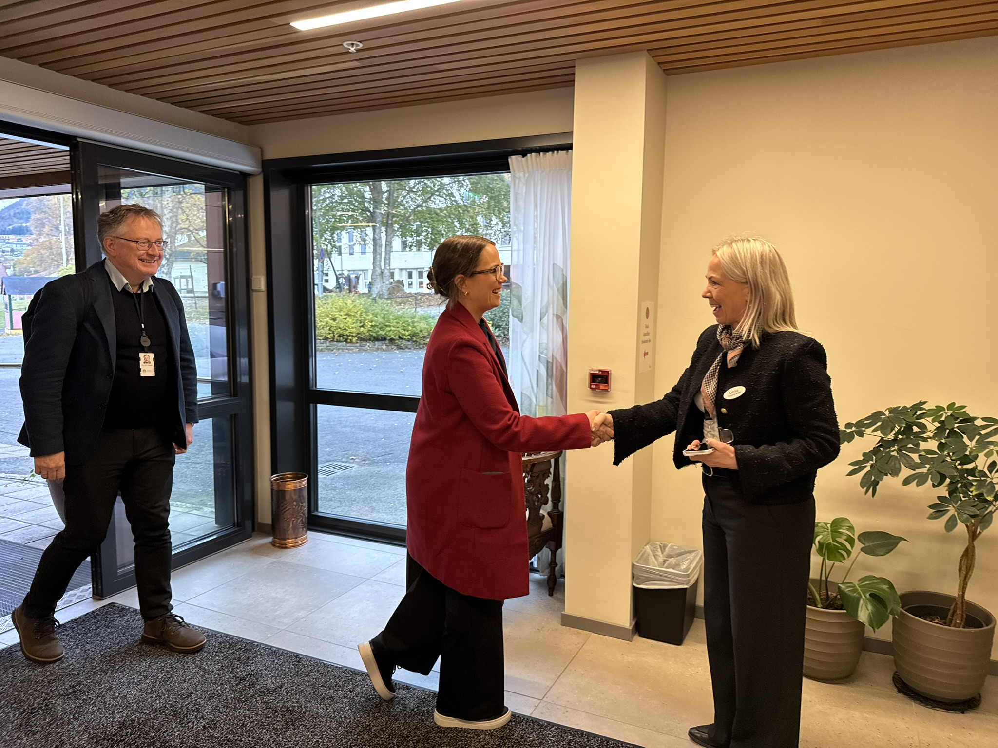 En rimelig fersk helsebyråd kom til Slettebakken for å lære.